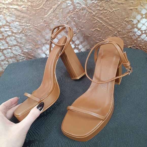 NWT Billini "Tahni" Faux Leather Strappy Platform Heels - Picture 5 of 16